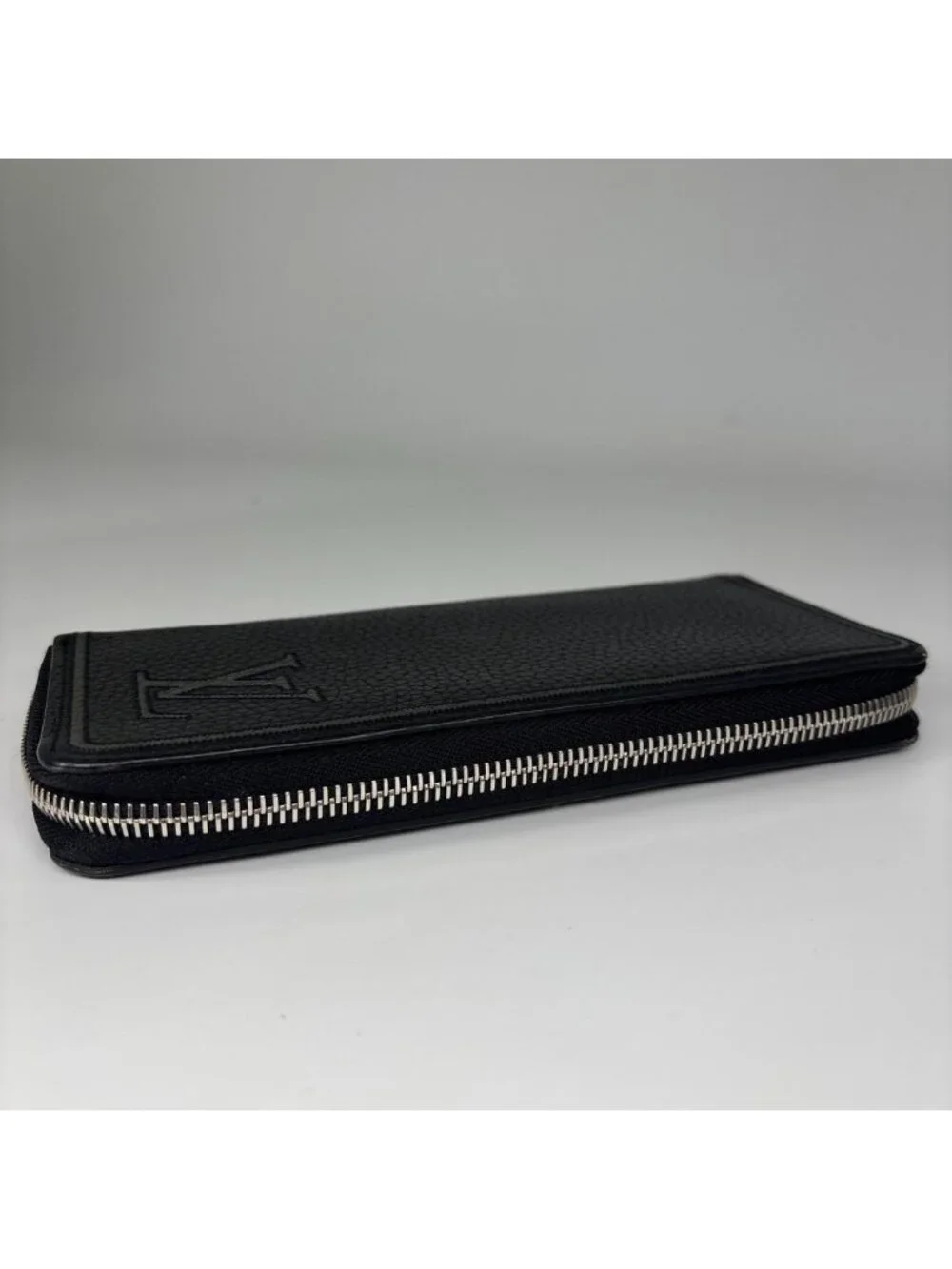 Louis Vuitton Vertical Zippy Wallet
